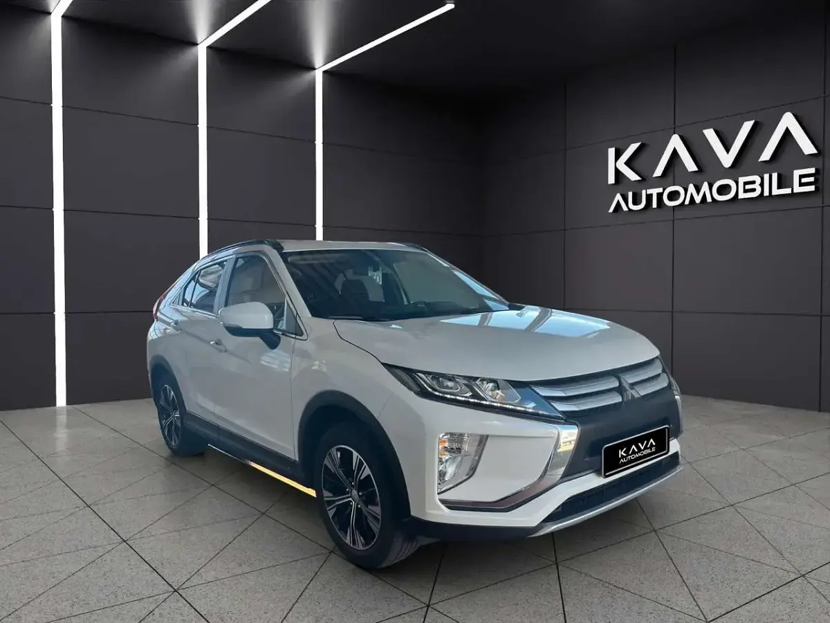 Gebraucht Mitsubishi Eclipse Cross 163 PS (119 kW) 2020 Weiß SUV