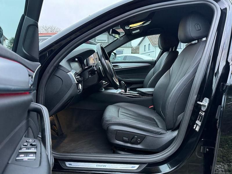 Gebraucht BMW 520 Shadowline 184 PS (135 kW) 2022 Schwarz ii Kombi