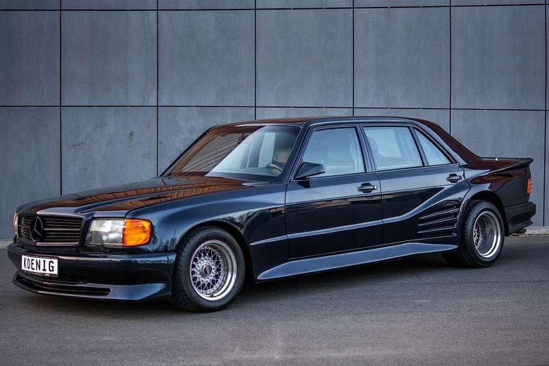 Blau Gebraucht 1982 Mercedes 500 Limousine | 64.999 € - Bild 1/4