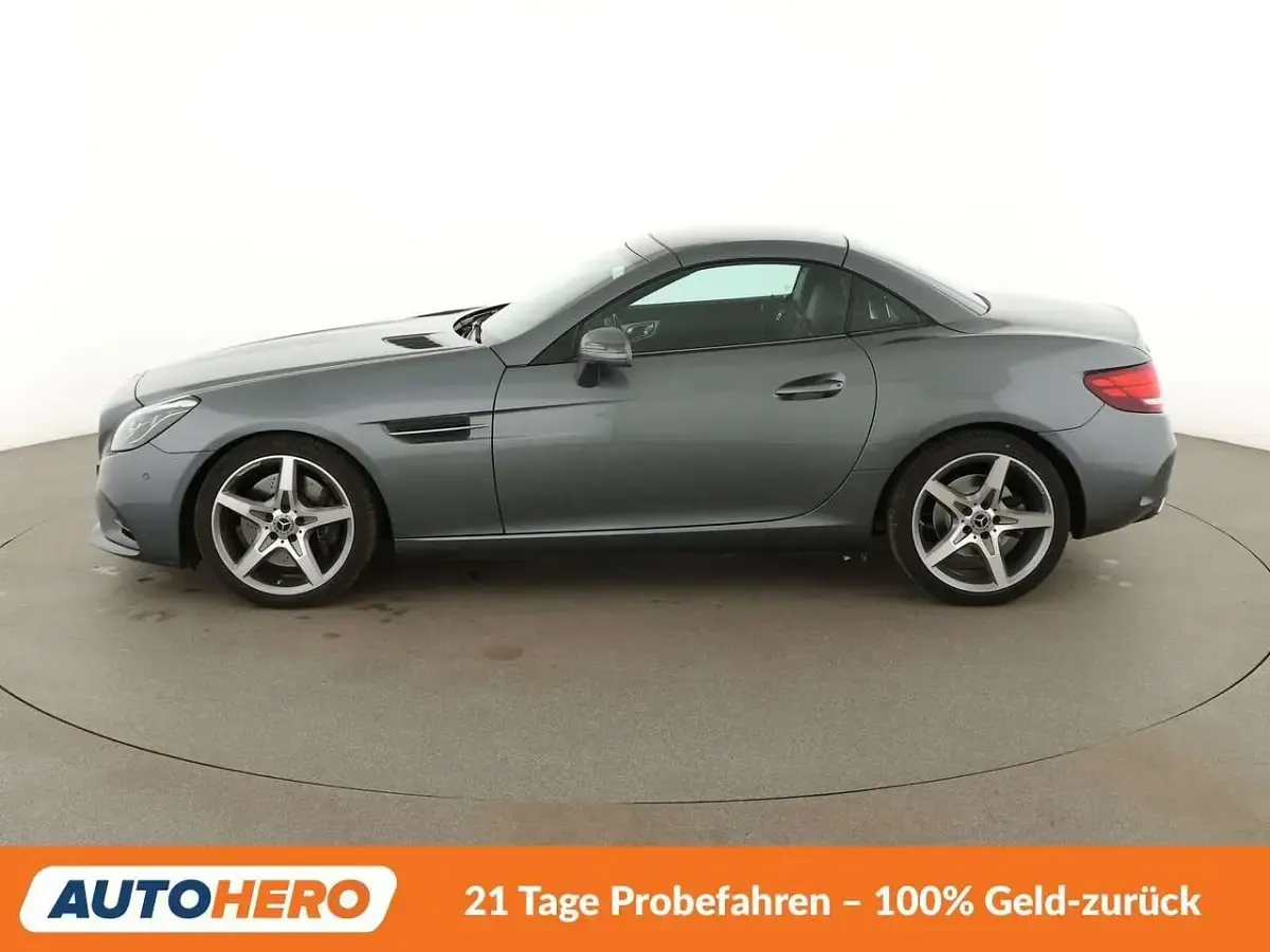 Gebraucht Mercedes SLC300 AMG line 245 PS (180 kW) 2018 Grau