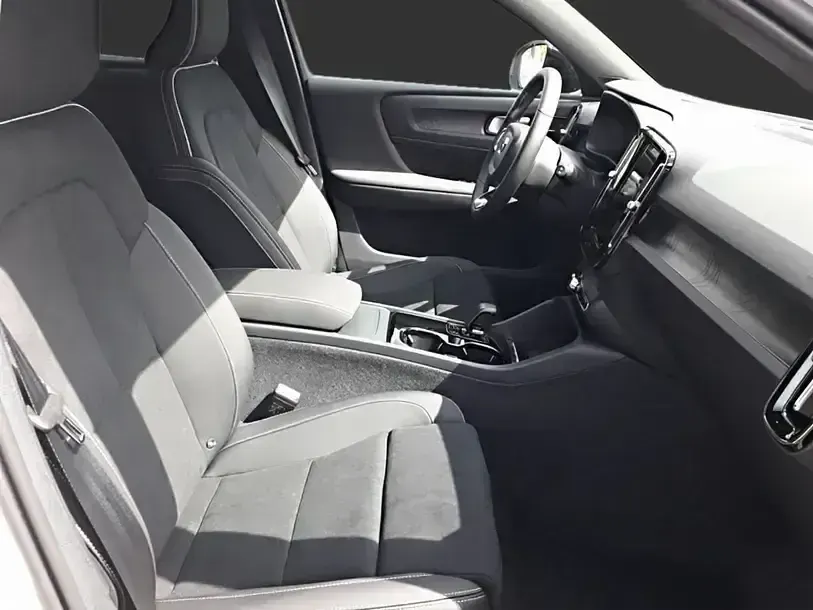 Gebraucht Volvo XC40 Ultimate 185 kW (252 PS) 2024 Weiss SUV