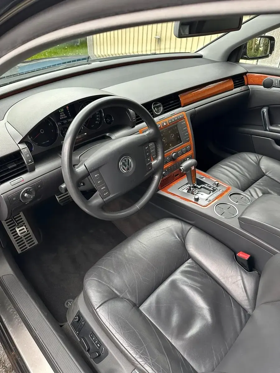 Gebraucht VW Phaeton 241 PS (177 kW) 2004 Schwarz Limousine