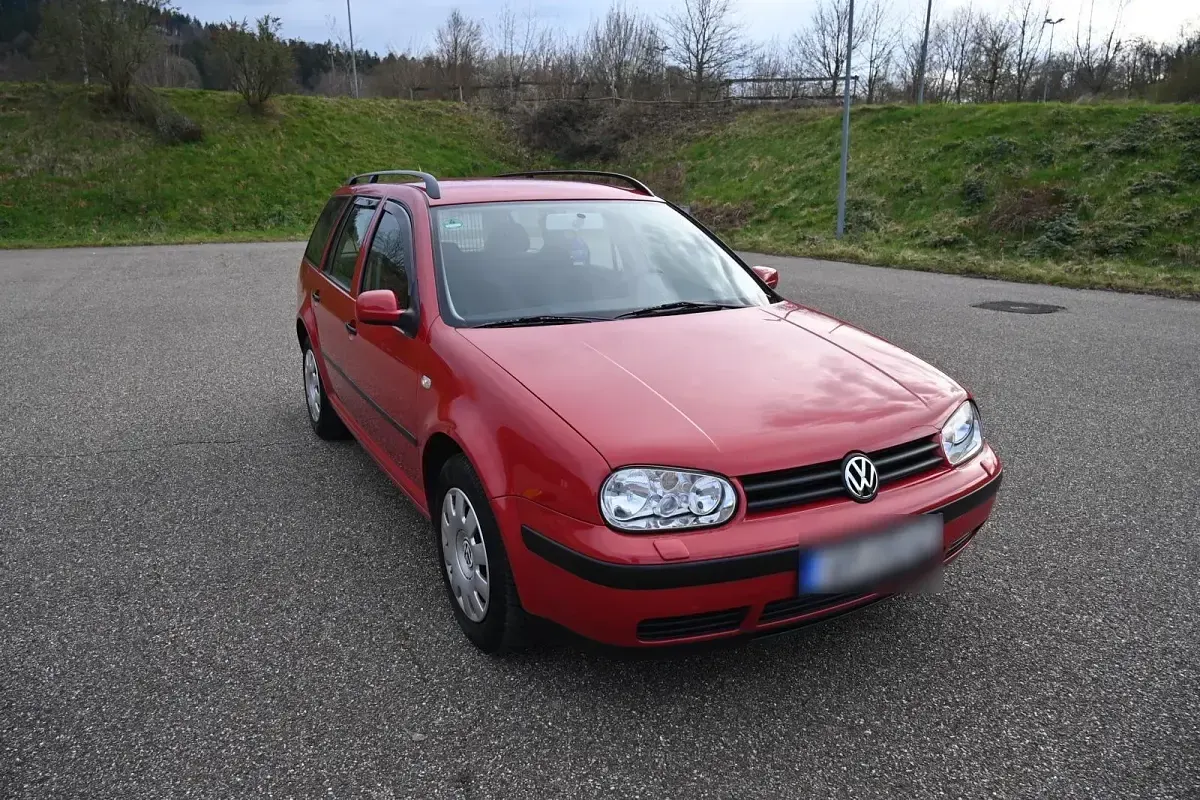 Gebraucht VW Golf IV 105 PS (77 kW) 2001 Rot Kombi