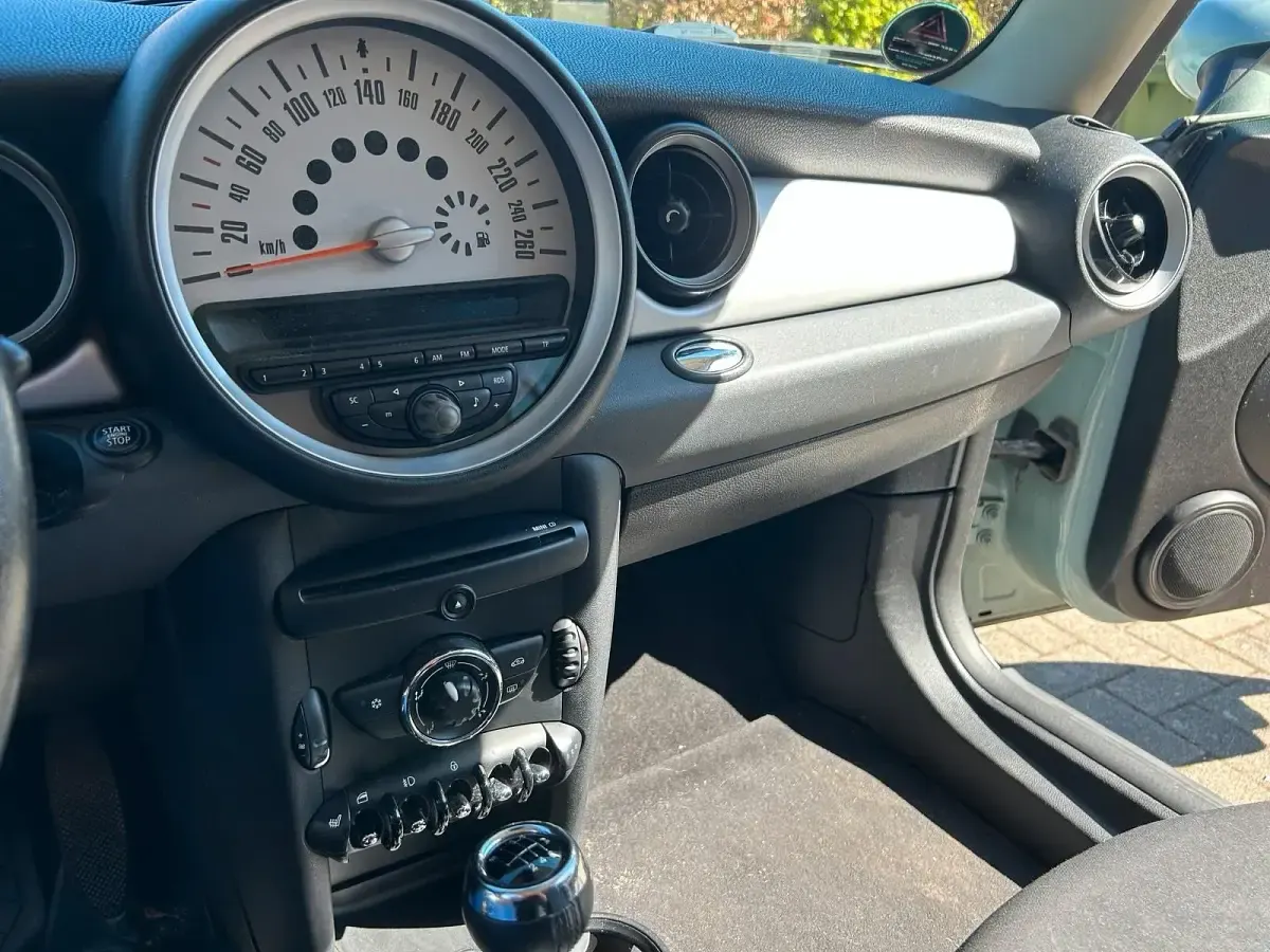 Usata Mini ONE 75 CV (55 kW) 2011 Blu Utilitaria