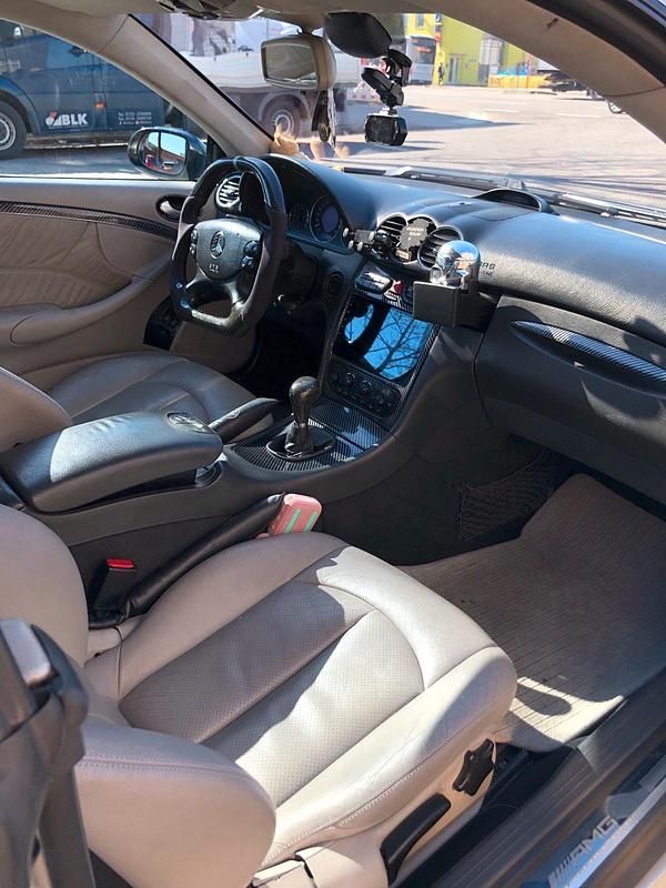 Gebraucht Mercedes CLK240 170 PS (125 kW) 2002 Silber Coupé