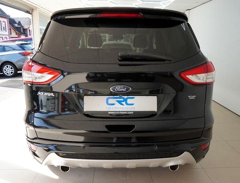Gebraucht Ford Kuga Individual 179 PS (131 kW) 2016 Schwarz SUV