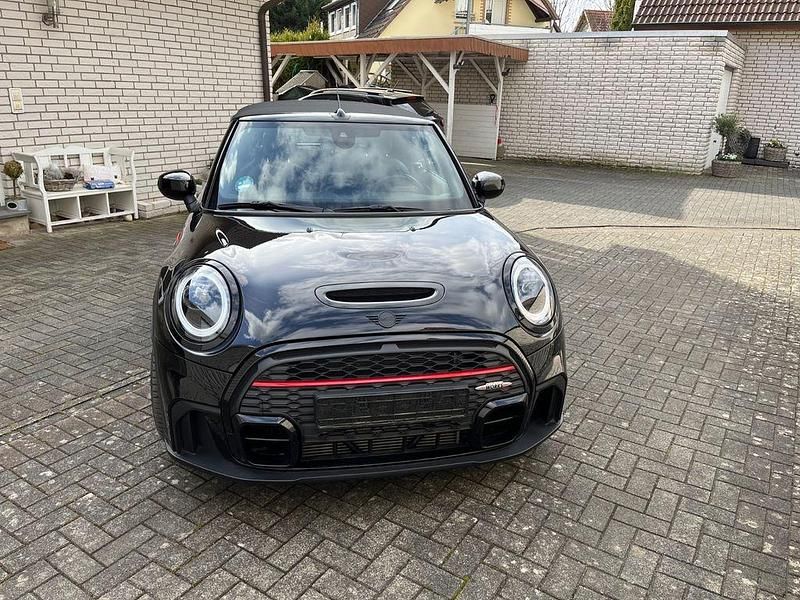 Gebraucht Mini John Cooper Works 231 PS (169 kW) 2021 Schwarz Kleinwagen