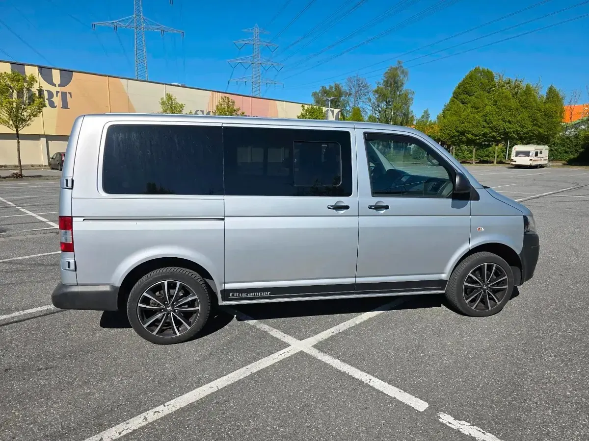 Gebraucht VW Transporter 102 PS (75 kW) 2014 Silber Van