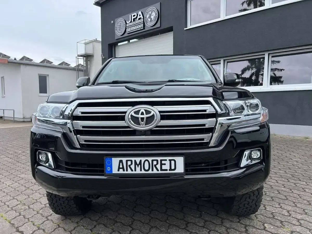 Gebraucht Toyota Land Cruiser 272 PS (200 kW) 2015 Silber SUV