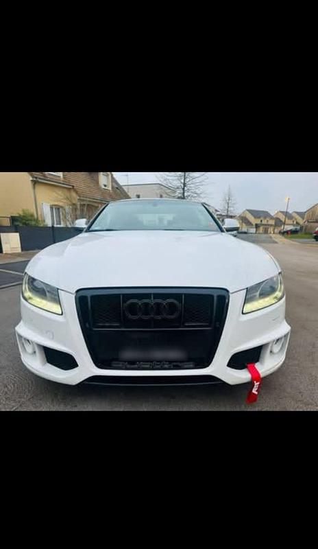 Usata Audi Coupé 400 CV (294 kW) 2010 Bianco Coupé