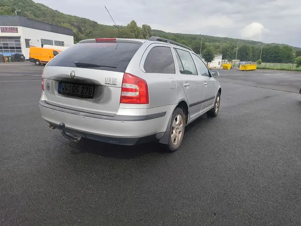 Gebraucht Skoda Octavia Elegance 105 PS (77 kW) 2006 Grau Kombi