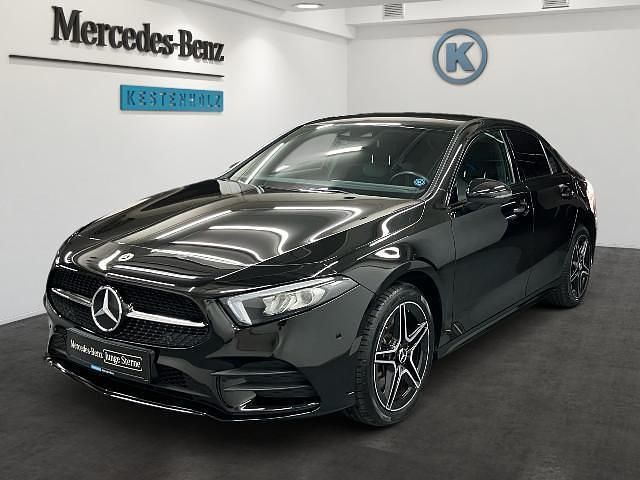 Schwarz Gebraucht 2020 Mercedes A250 Limousine | 28.890 € - Bild 1/4