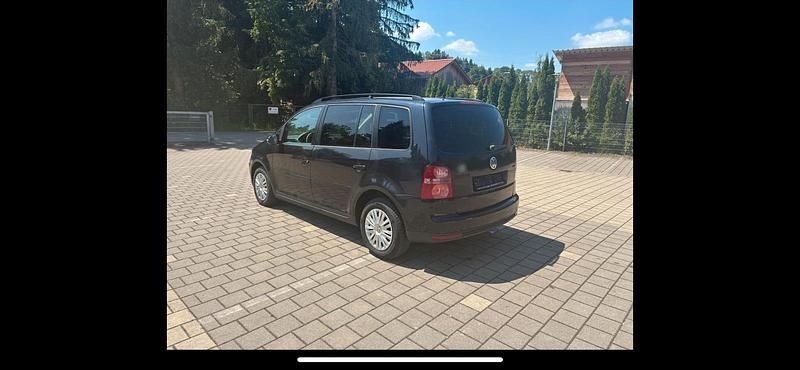 Gebraucht VW Touran 140 PS (102 kW) 2009 Schwarz Van / Kleinbus