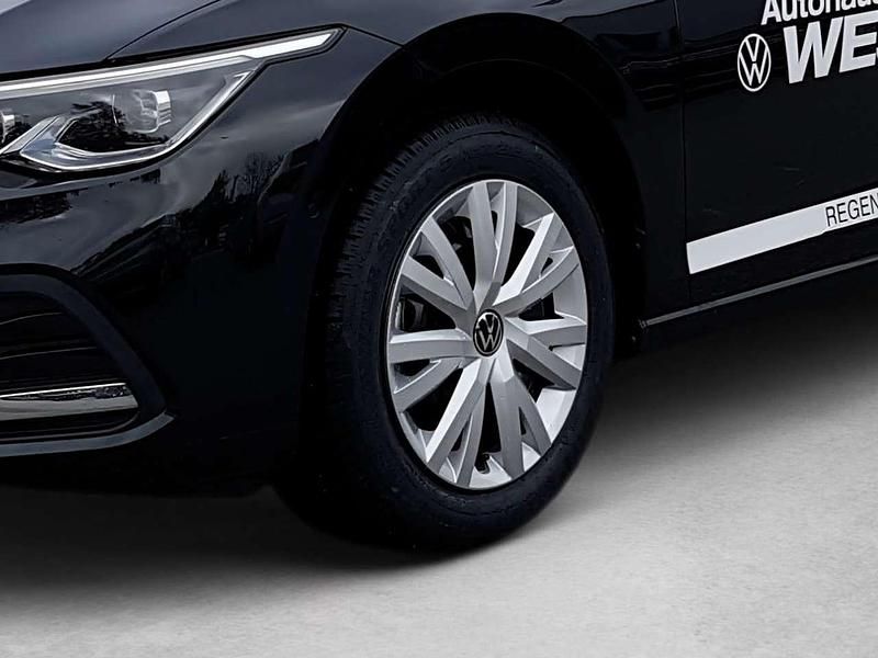 Gebraucht VW Golf VIII Move 110 PS (80 kW) 2024 Schwarz Limousine