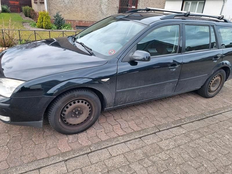 Gebraucht Ford Mondeo 140 PS (102 kW) 2004 Schwarz Kombi
