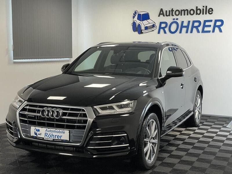 Schwarz brillantschwarz Gebraucht 2020 Audi Q5 S-Line SUV | 31.990 € (Guter Preis) - Bild 1/4