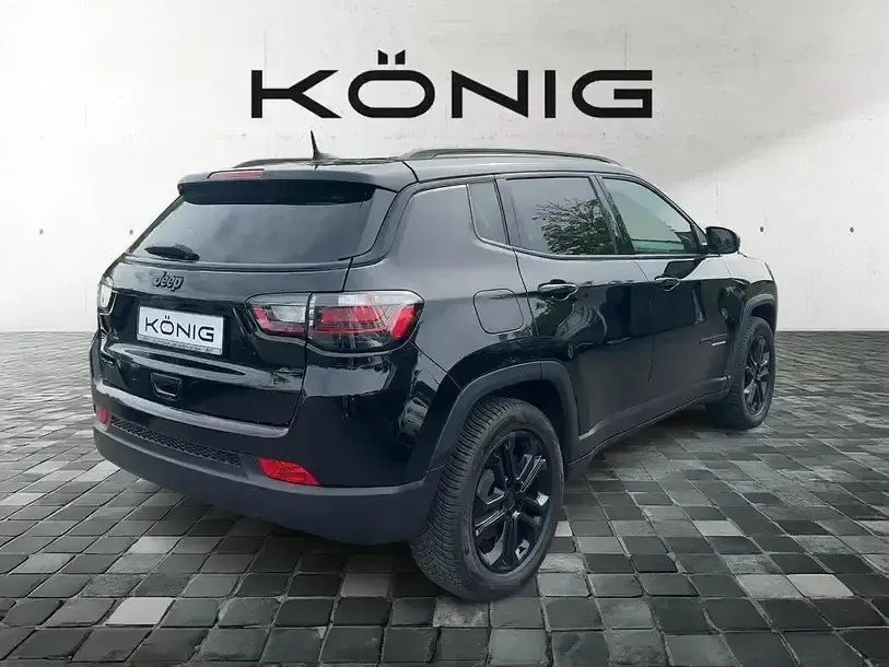 Gebraucht Jeep Compass Limited 180 PS (132 kW) 2022 Schwarz SUV