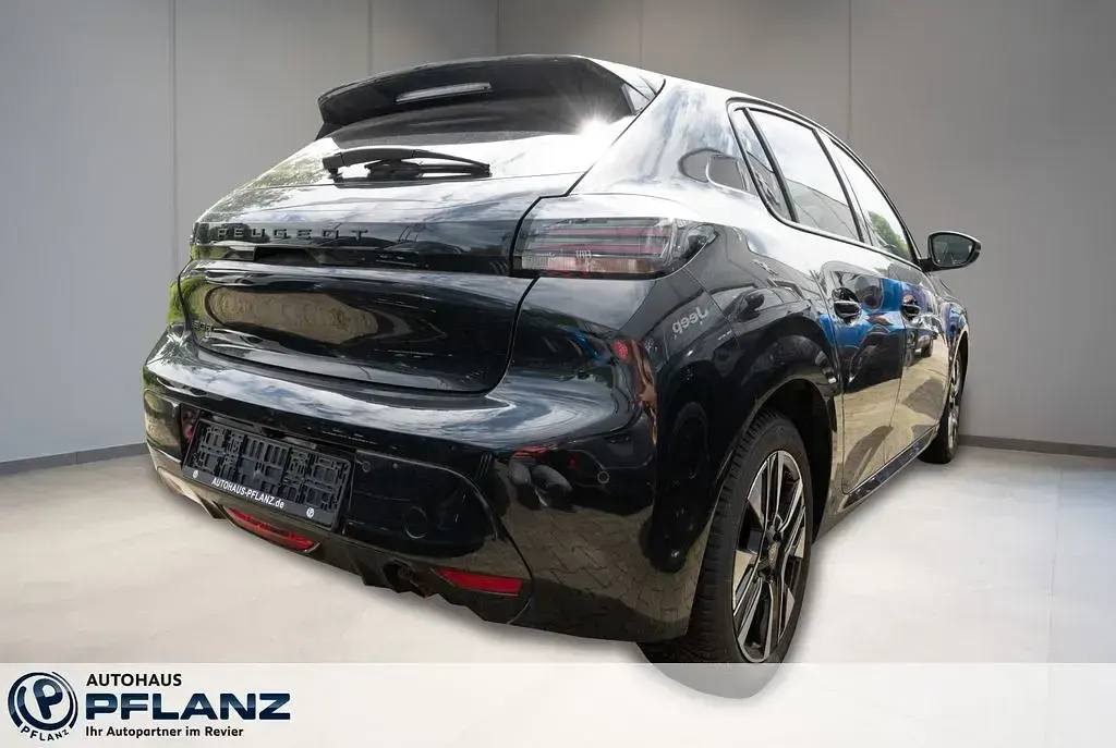 Gebraucht Peugeot 208 Allure 101 PS (74 kW) 2024 Schwarz Kleinwagen