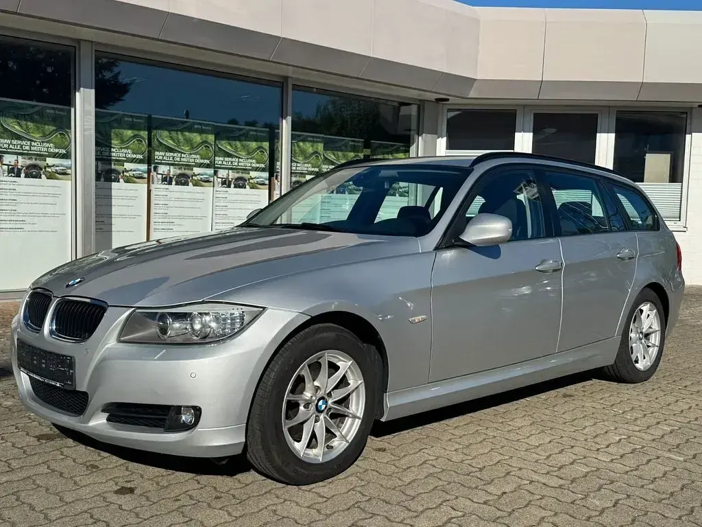 Second-hand BMW 320 184 CP (135 kW) 2012 Argintiu Break