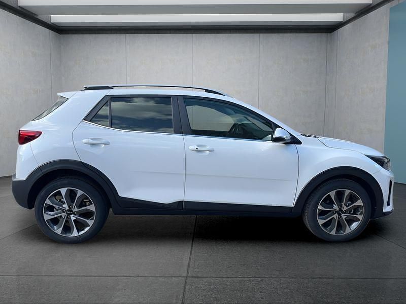 Neu Kia Stonic Platinum 101 PS (74 kW) 2025 Weiß SUV