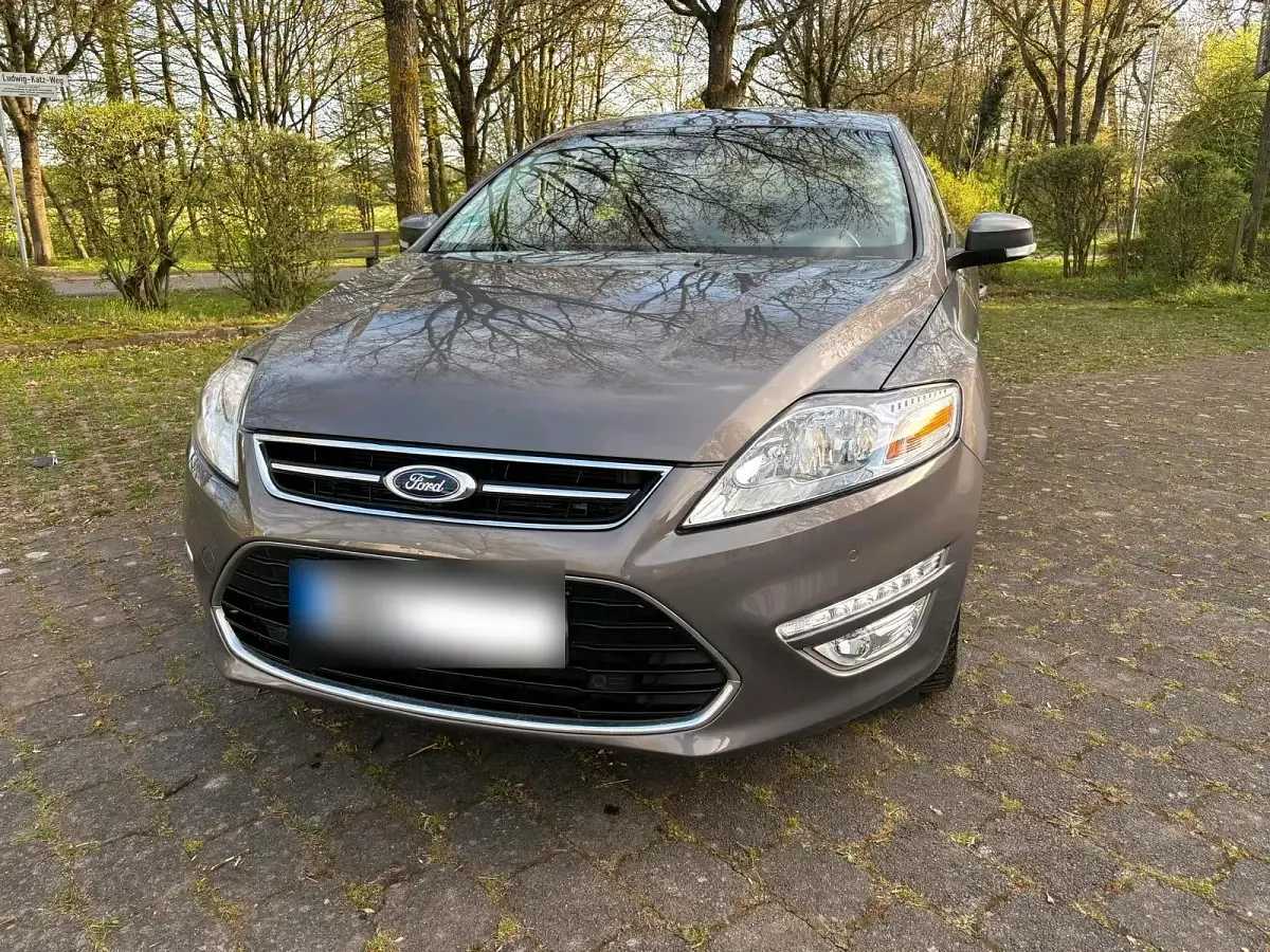 Gebraucht Ford Mondeo 160 PS (117 kW) 2014 Limousine