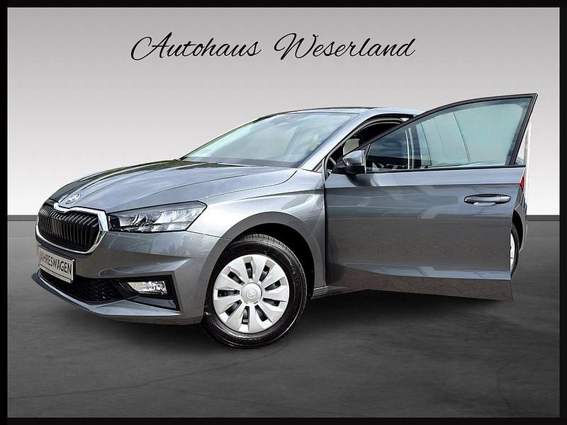 Grau Gebraucht 2024 Skoda Fabia Selection Kleinwagen | 17.490 € (Guter Preis) - Bild 1/2