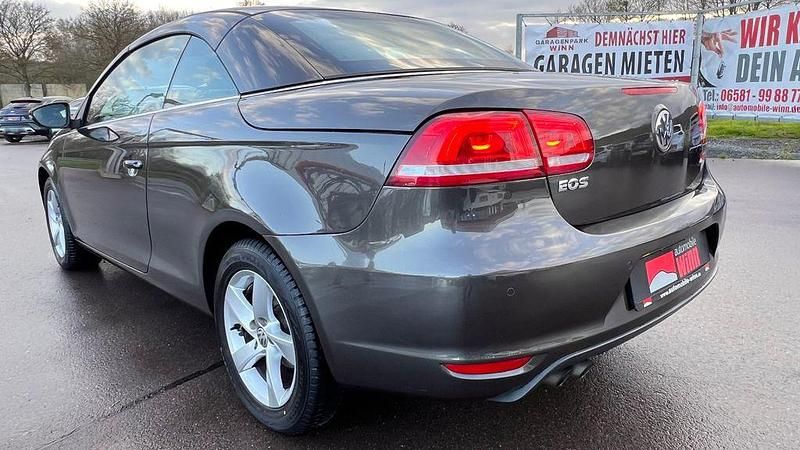 Gebraucht VW Eos 160 PS (117 kW) 2011 Braun Cabrio