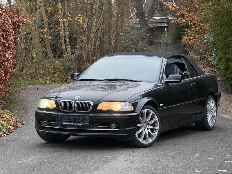 Schwarz Gebraucht 2001 BMW 330 Cabrio | 5.990 € (Superpreis) - Bild 1/4