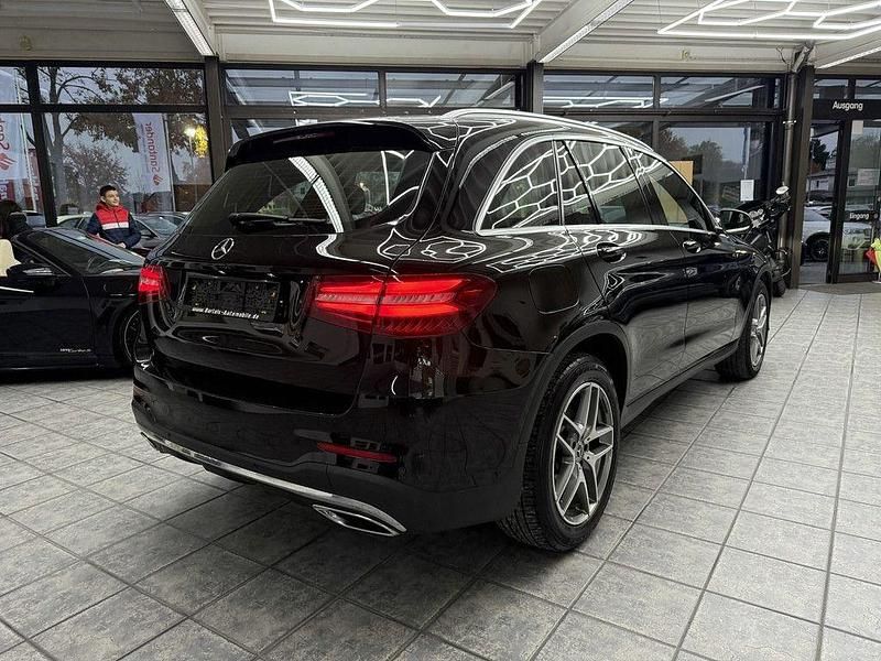 Gebraucht Mercedes GLC220 AMG line 170 PS (125 kW) 2019 Schwarz SUV