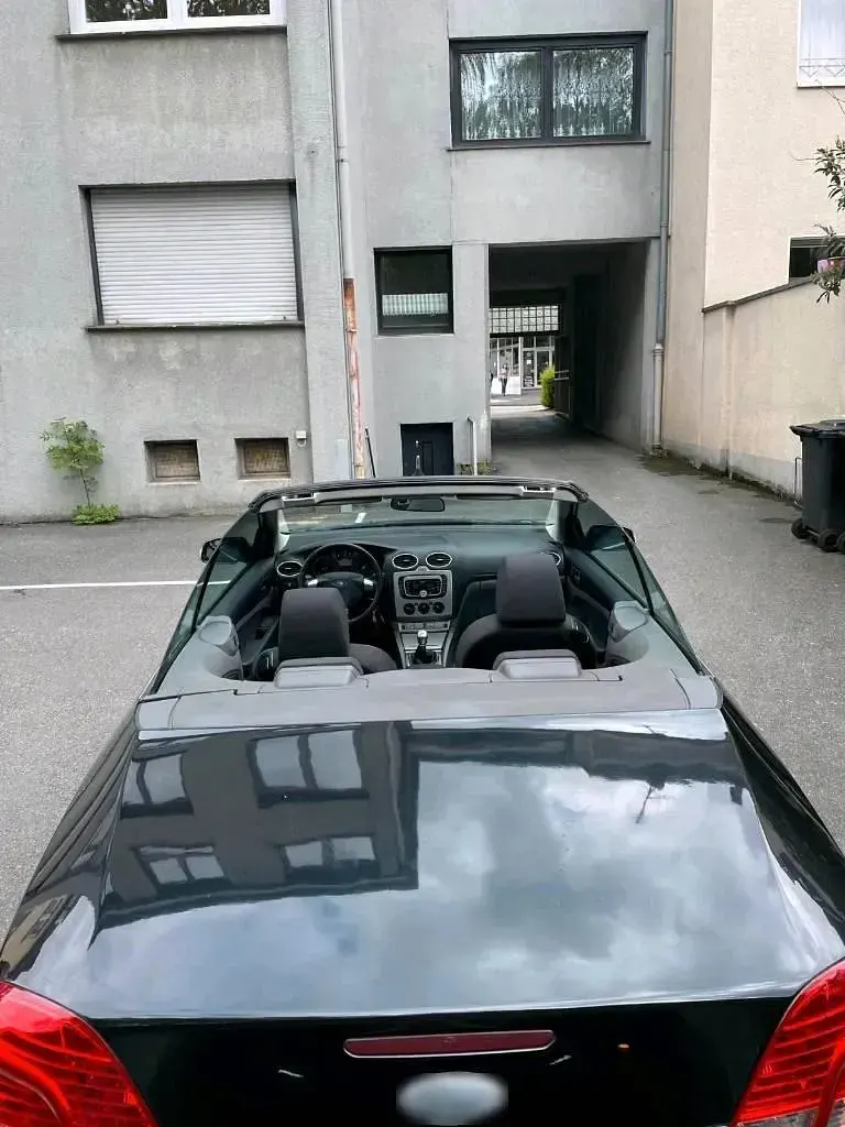 Gebraucht Ford Focus Cabriolet Trend 145 PS (106 kW) 2008 Schwarz Cabrio