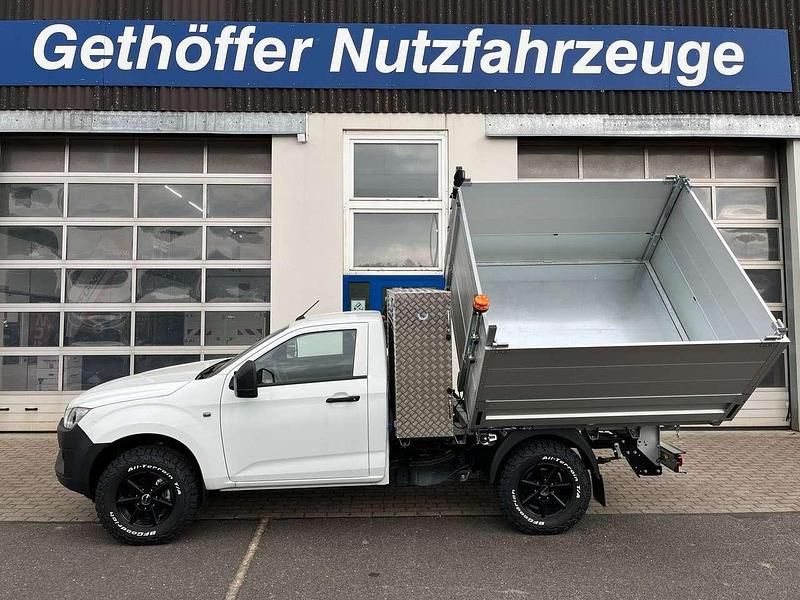 Gebraucht Isuzu D-Max 163 PS (119 kW) 2025 Splash white 527 SUV