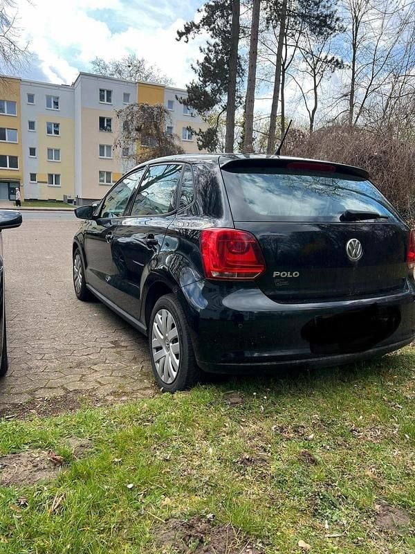 Gebraucht VW Polo 90 PS (66 kW) 2012 Schwarz Kleinwagen