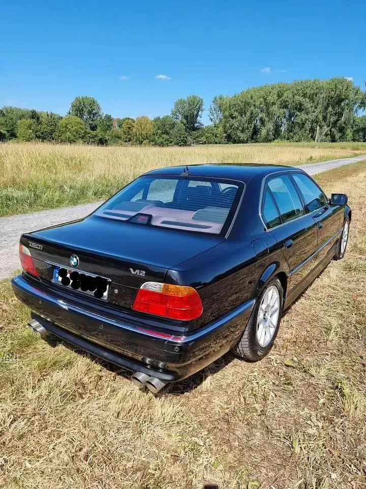 Gebraucht BMW 750 326 PS (239 kW) 2000 Schwarz Limousine