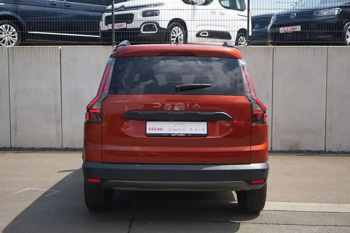 Neu Dacia Jogger Extreme 110 PS (80 kW) 2026 Schiefergraumet. Van / Kleinbus