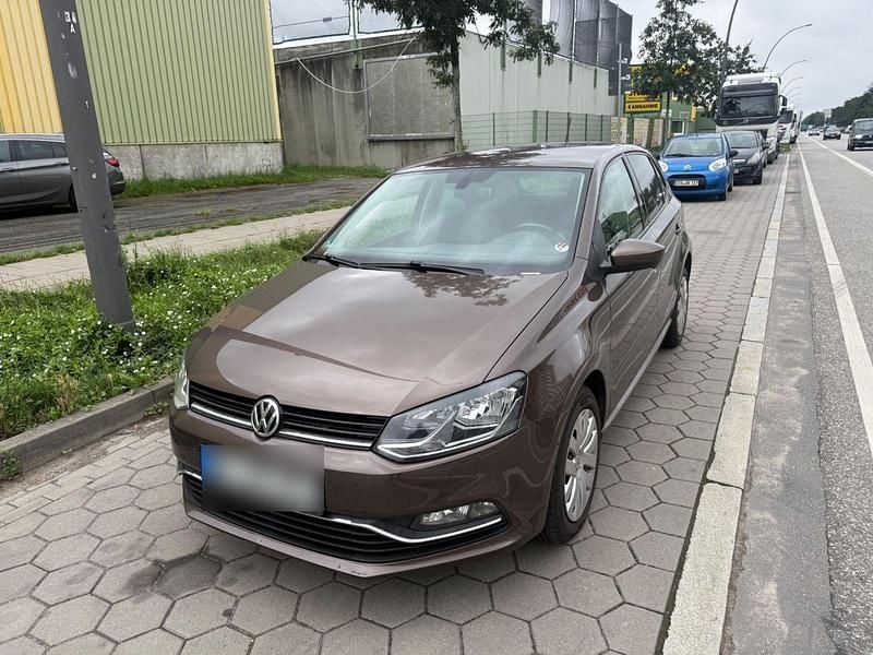 Braun Gebraucht 2015 VW Polo LOUNGE Kleinwagen | 9.900 € (Fairer Preis) - Bild 1/4