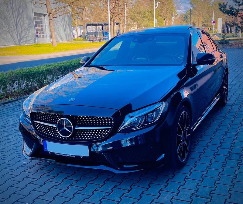 Schwarz Gebraucht 2015 Mercedes C450 AMG AMG Limousine | 37.500 € (Teuer) - Bild 1/4