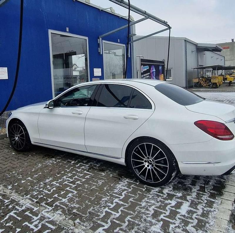 Gebraucht Mercedes C220 170 PS (125 kW) 2014 Weiß Limousine