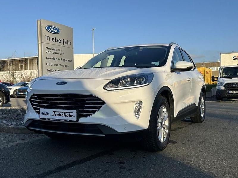 Gebraucht Ford Kuga Titanium 152 PS (111 kW) 2021 Weiß SUV