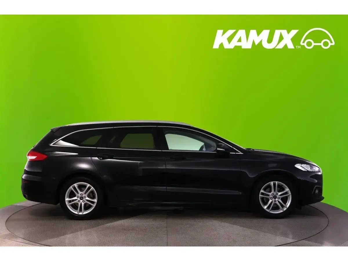 Gebraucht Ford Mondeo Titanium 190 PS (139 kW) 2019 Schwarz Kombi