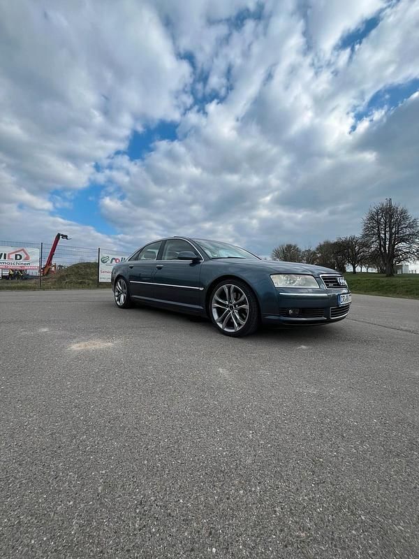Gebraucht Audi A8 Comfort 335 PS (246 kW) 2003 Grau Limousine