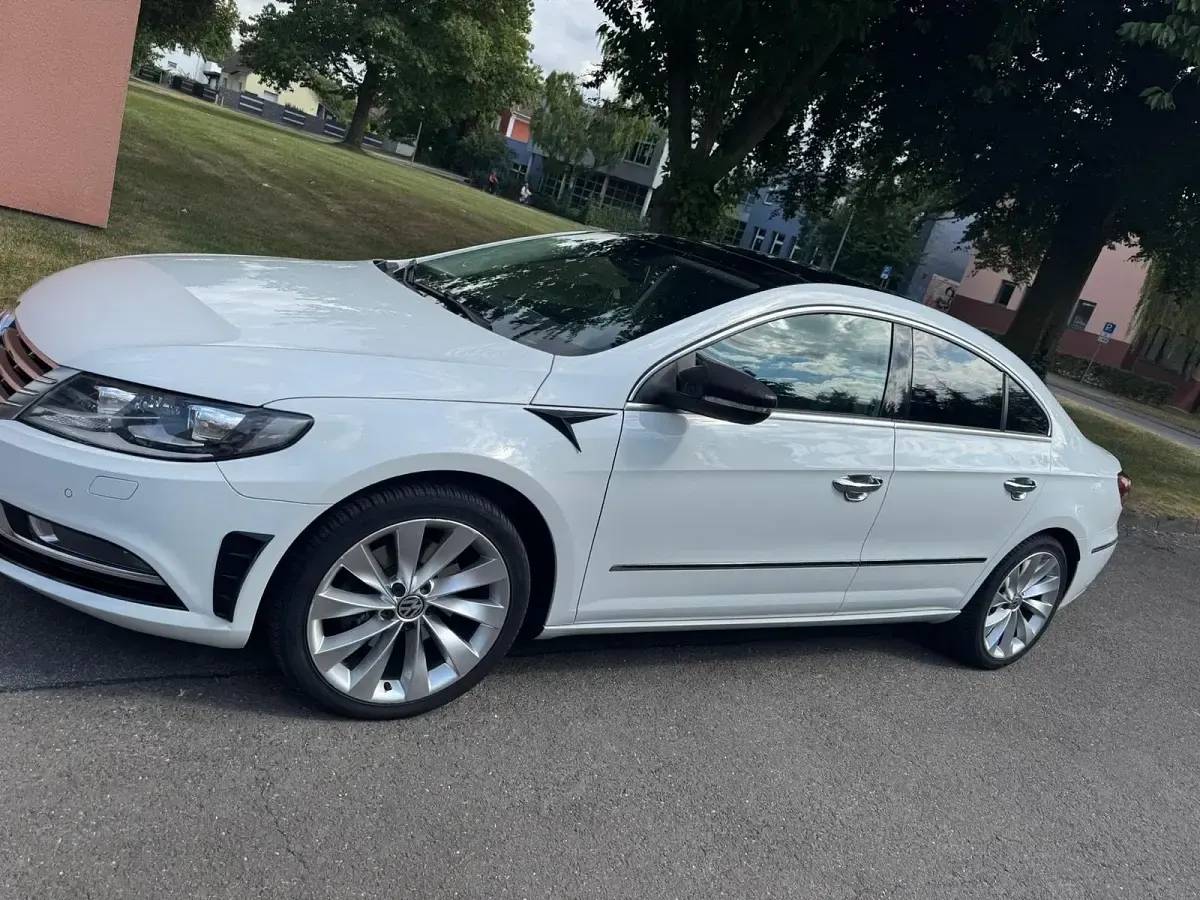 Second-hand VW Passat 184 CP (135 kW) 2018 Alb Berlinǎ