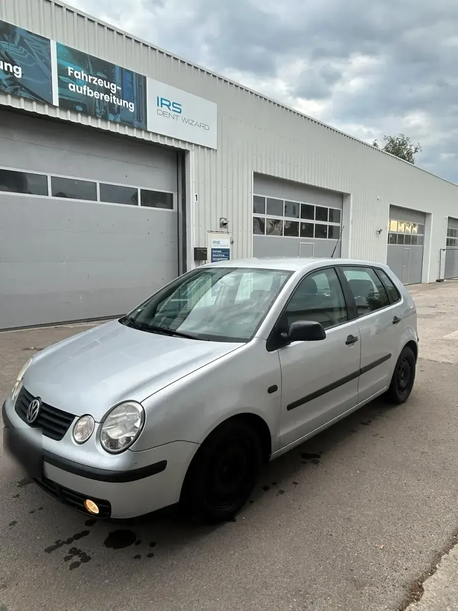 Używany VW Polo 64 KM (47 kW) 2002 Srebrny Hatchback