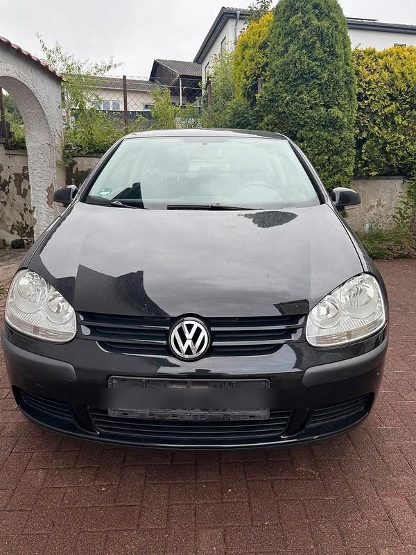 Schwarz Gebraucht 2004 VW Golf V | 2.499 € (Etwas zu teuer) - Bild 1/4