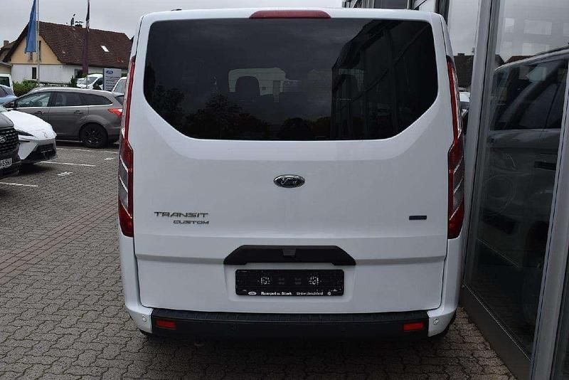 Gebraucht Ford Transit Custom Trend 131 PS (96 kW) 2018 Frostweiß Van / Kleinbus