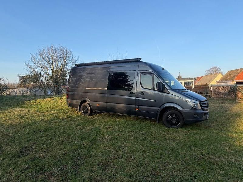 Gebraucht Mercedes Sprinter 163 PS (119 kW) 2016 Grau Van