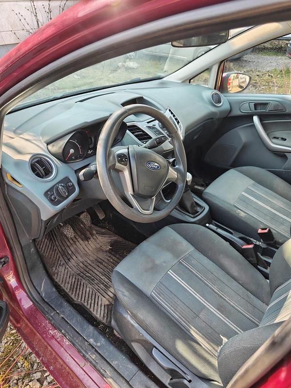 Gebraucht Ford Fiesta 2009 Rot Kleinwagen