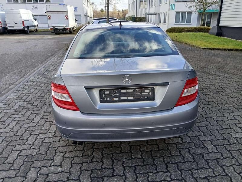 Gebraucht Mercedes C180 156 PS (114 kW) 2009 Limousine