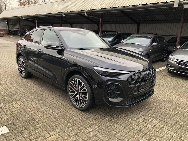 Schwarz Neu 2026 Audi Q5 Sportback S-Line SUV | 85.800 € - Bild 1/4