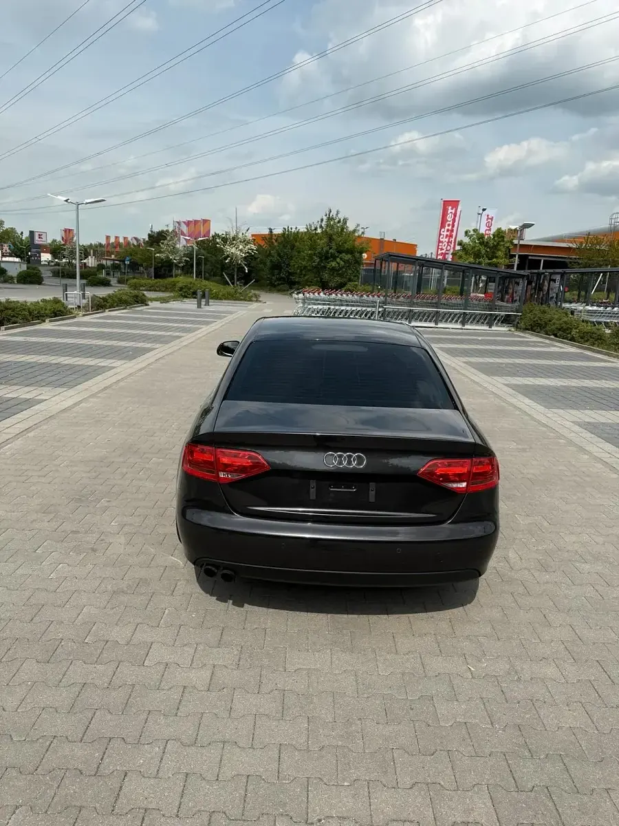 Gebraucht Audi A4 Ambiente 160 PS (117 kW) 2008 Andere farben Limousine