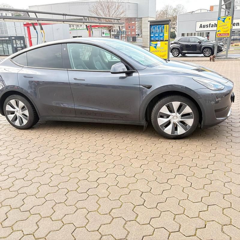 Gebraucht Tesla Model Y Standard Range 191 kW (261 PS) 2023 Grau SUV